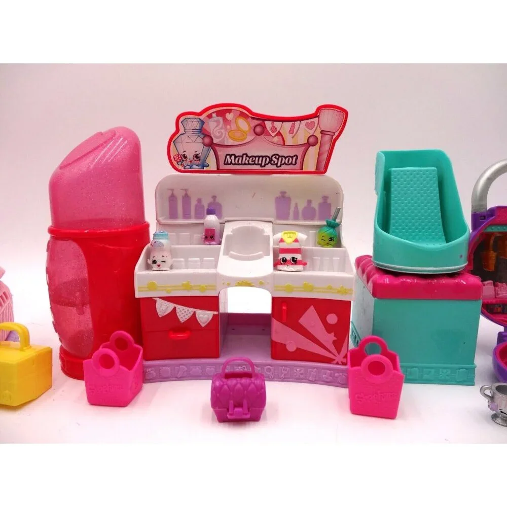 Shopkins SHOE DAZZLE Fashion Spree Playset SHOPKINS Make-Up Spot Playset  Lil Se
